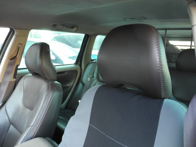 VOLVO XC70 usata, con Specchietto retrovisore con funzione antiabbagliamento