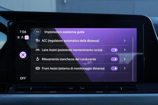 VOLKSWAGEN Golf usata, con Autoradio digitale