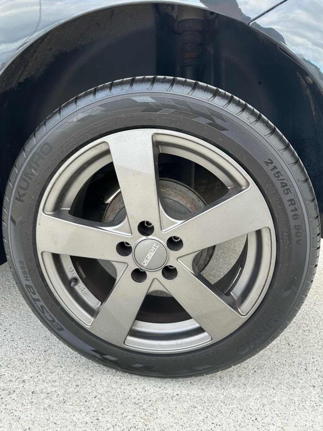 VOLKSWAGEN Polo usata, con Chiusura centralizzata
