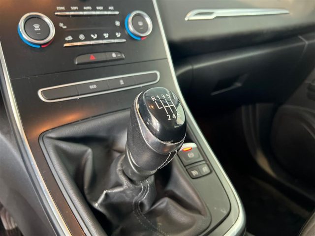 RENAULT Scenic usata, con Servosterzo