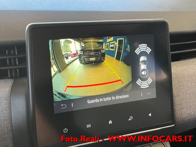 RENAULT Clio usata, con Volante in pelle