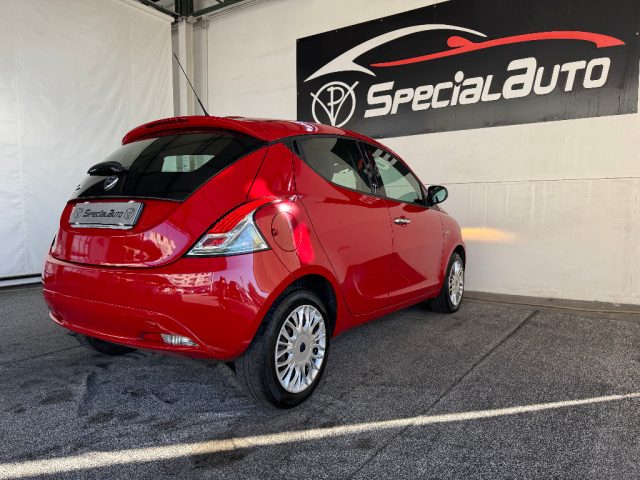 LANCIA Ypsilon usata, con ESP