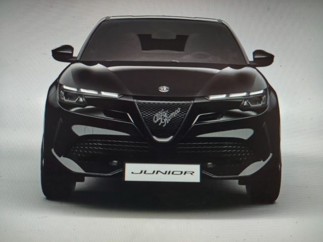 ALFA ROMEO Junior usata, con Autoradio