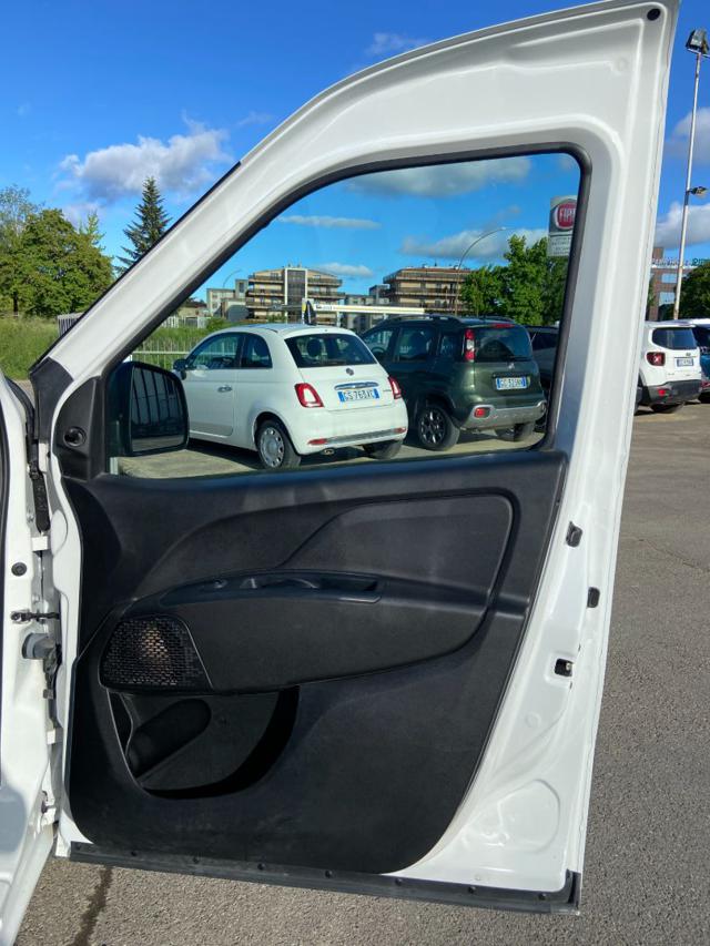 FIAT Doblo usata 27