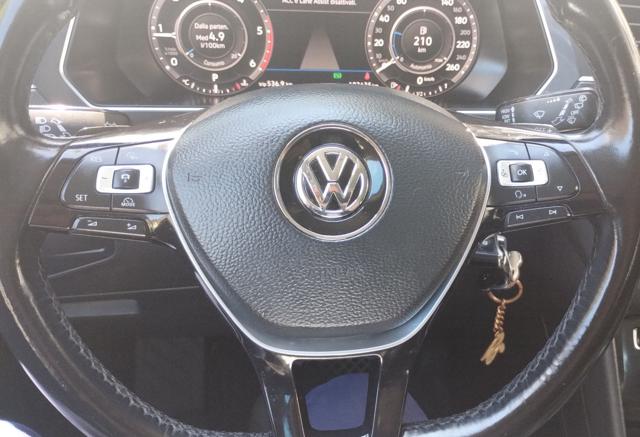 VOLKSWAGEN Tiguan usata, con Bracciolo