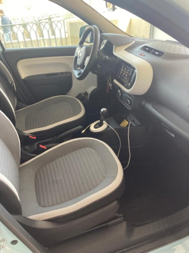 RENAULT Twingo Electric usata, con Autoradio digitale