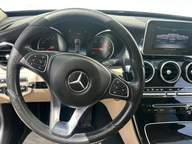 MERCEDES-BENZ C 220 usata, con Fari LED