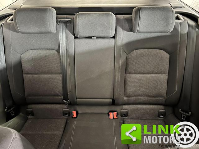 VOLKSWAGEN Passat Variant usata, con Controllo automatico clima