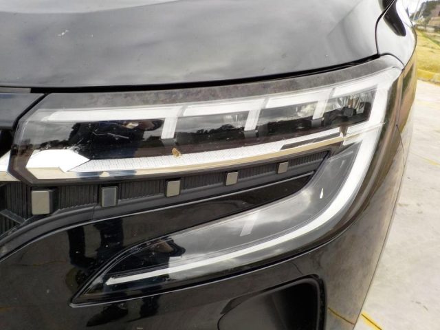 RENAULT Austral usata, con Leve al volante