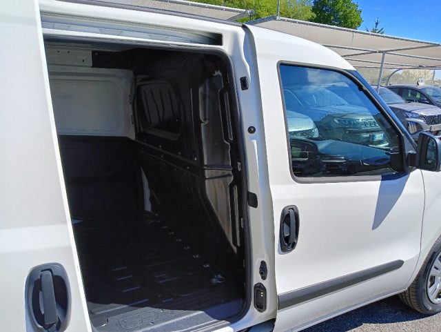 FIAT Doblo usata, con USB
