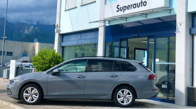 VOLKSWAGEN Golf Variant usata, con Airbag laterali