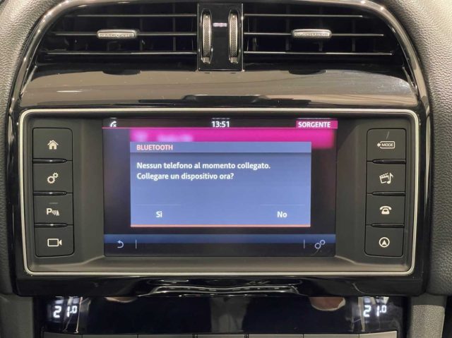 JAGUAR F-Pace usata, con Bluetooth