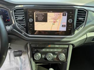 VOLKSWAGEN T-Roc usata 27