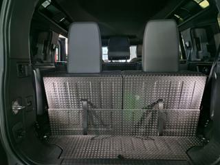 LAND ROVER Defender usata, con Cronologia tagliandi