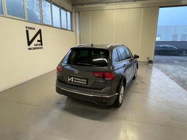 VOLKSWAGEN Tiguan usata, con Boardcomputer