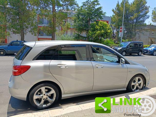 MERCEDES-BENZ B 200 usata, con Specchietti laterali elettrici