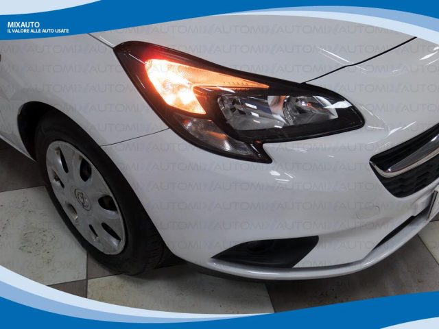OPEL Corsa usata, con ESP