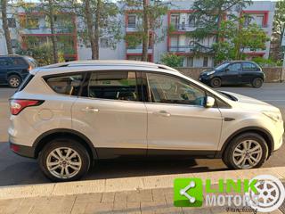 FORD Kuga usata, con Sensori di parcheggio posteriori