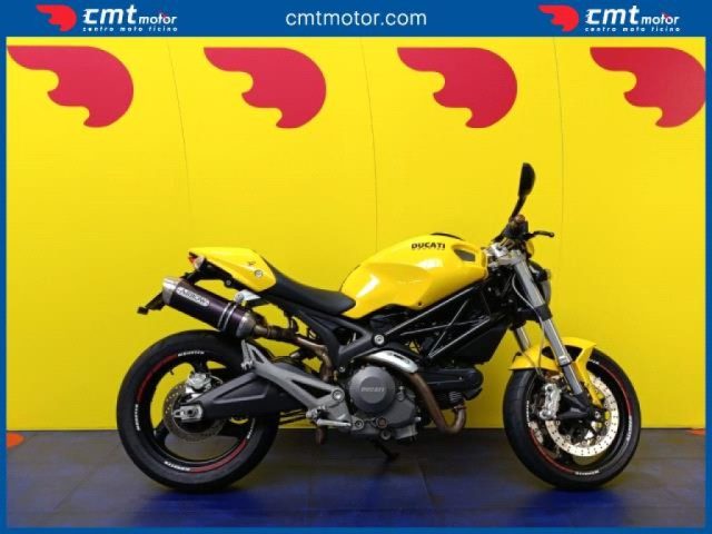 DUCATI Monster 696 usata 0