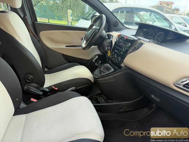 LANCIA Ypsilon usata, con Specchietti laterali elettrici