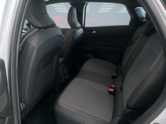 RENAULT Captur usata 14