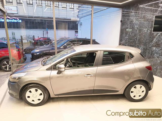 RENAULT Clio usata, con Alzacristalli elettrici