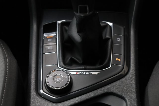 VOLKSWAGEN Tiguan usata, con Fari LED