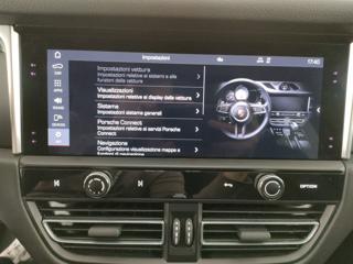 PORSCHE Macan usata, con USB