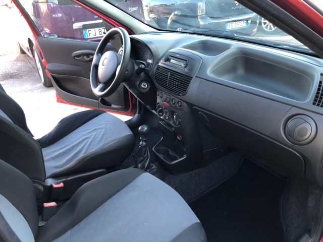 FIAT Punto usata 9