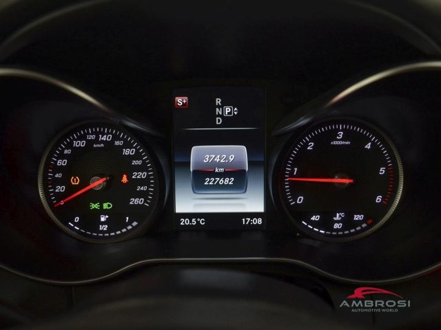 MERCEDES-BENZ C 220 usata 12