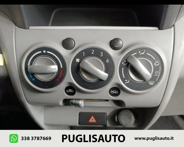 NISSAN Pixo usata 9