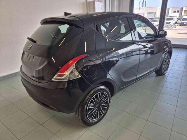 LANCIA Ypsilon usata, con Controllo trazione