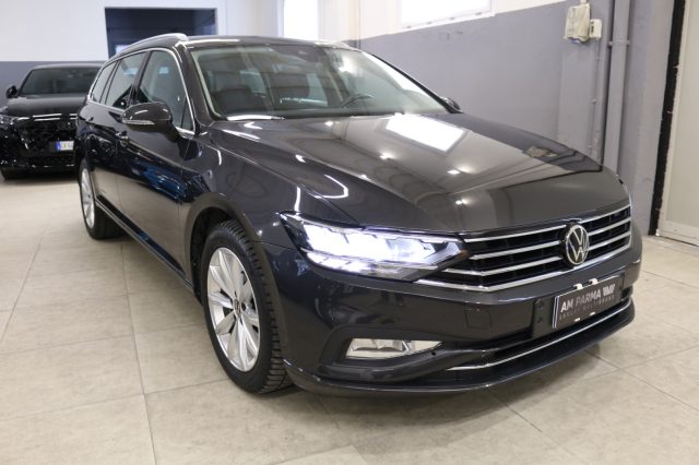 VOLKSWAGEN Passat Variant usata, con ABS