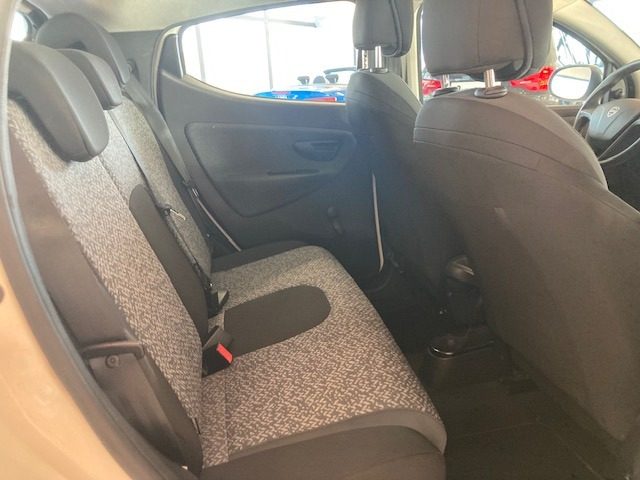 LANCIA Ypsilon usata, con ESP