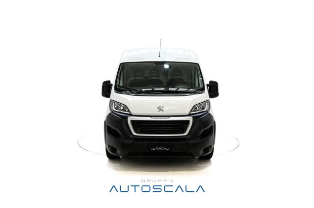 PEUGEOT Boxer usata, con Airbag