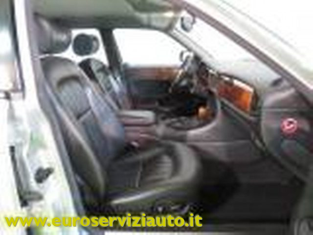 JAGUAR XJ usata 21