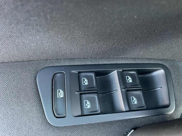 VOLKSWAGEN Golf Variant usata, con Sistema di navigazione