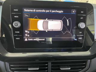 VOLKSWAGEN T-Cross usata, con USB