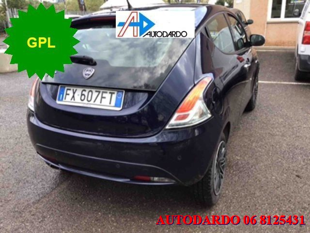 LANCIA Ypsilon usata, con Airbag