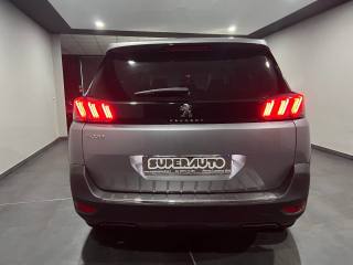 PEUGEOT 5008 usata, con Alzacristalli elettrici