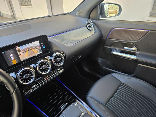 MERCEDES-BENZ GLA 200 usata, con Touch screen