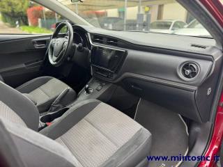 TOYOTA Auris usata, con ESP