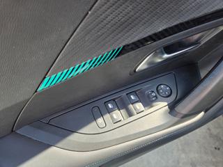 PEUGEOT 2008 usata, con Airbag testa