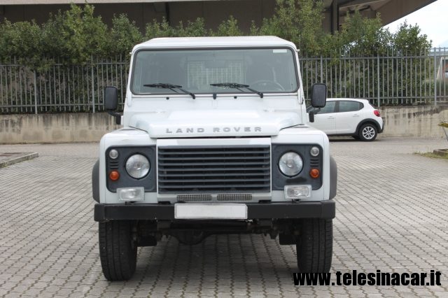 LAND ROVER Defender usata, con Servosterzo
