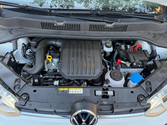 VOLKSWAGEN up! usata, con Servosterzo