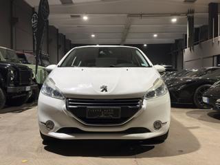 PEUGEOT 208 usata, con Airbag