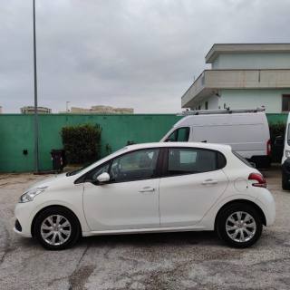 PEUGEOT 208 usata, con Climatizzatore