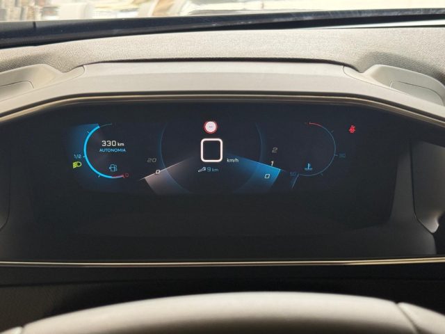 PEUGEOT 2008 usata, con Sensori di parcheggio posteriori