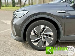 VOLKSWAGEN ID.4 usata, con Sedile posteriore sdoppiato