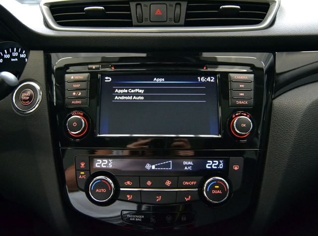 NISSAN Qashqai usata, con Cerchi in lega